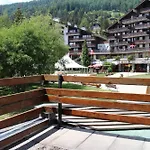 Zodiaque 3*